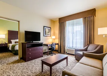 Cobblestone Hotel & Suites - Erie hotel thumbnail 4