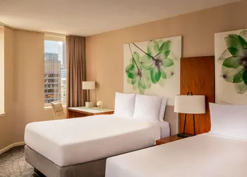 Fairmont Chicago at Millennium Park hotel thumbnail 3