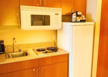 Best Western Plus Miami-Doral/Dolphin Mall hotel thumbnail 8
