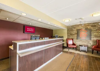 Red Roof Inn Boston - Southborough/ Worcester hotel thumbnail 3