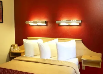California Inn & Suites Rancho Cordova - Sacramento hotel thumbnail 4