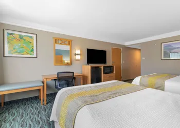 Best Western Plus Executive Court Inn & Conference Center hotel thumbnail 4