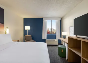 Spark by Hilton Germantown Washington DC North hotel thumbnail 8