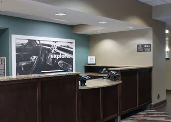 Hampton Inn Madison Huntsville Airport hotel thumbnail 2