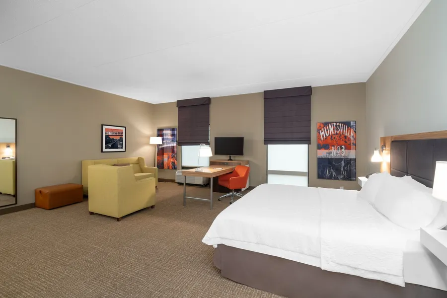 Hampton Inn Madison Huntsville Airport hotel detail image 6