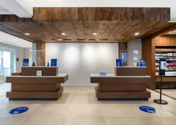 Hilton Garden Inn Islip/MacArthur Airport hotel thumbnail 5