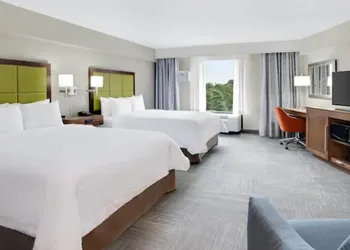Hampton Inn Lancaster hotel thumbnail 4