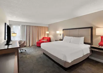 Hampton Inn Lancaster hotel thumbnail 5