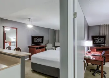 Hotel Faubourg Montreal hotel thumbnail 6