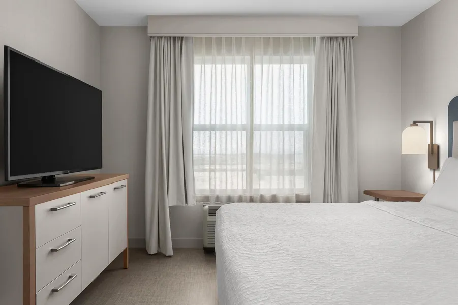 Homewood Suites by Hilton Burlington hotel detail image 6