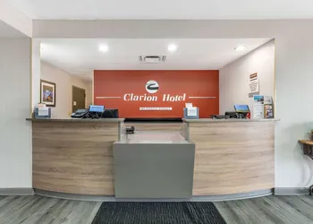 Clarion Inn near Lookout Mountain hotel thumbnail 4