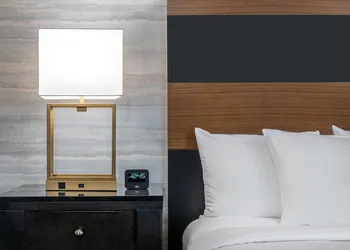 DoubleTree by Hilton Denver - Aurora hotel thumbnail 5