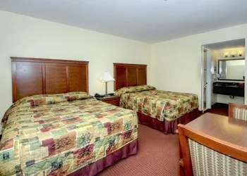 Relax Inn And Suites hotel thumbnail 5