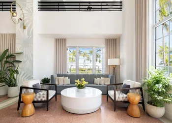Park Central South Beach hotel thumbnail 5