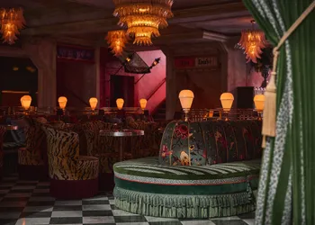 Lafayette Hotel & Club hotel thumbnail 5
