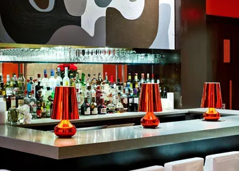 Ameritania Hotel at Times Square hotel thumbnail 4