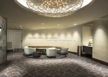 The Windsor Suites hotel thumbnail 3