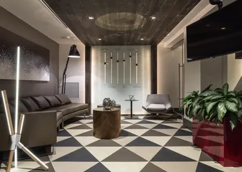 The Windsor Suites hotel thumbnail 4