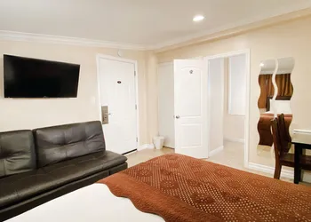 Nite Inn - Walking Distance to Universal Studios Hollywood hotel thumbnail 7