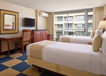 Ewa Hotel Waikiki hotel thumbnail 6