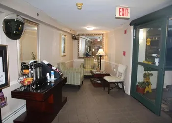 Bedford Plaza Hotel - Boston hotel thumbnail 2