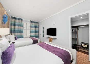 Hotel Shelley hotel thumbnail 4