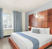 Chesterfield Hotel & Suites hotel detail image 5