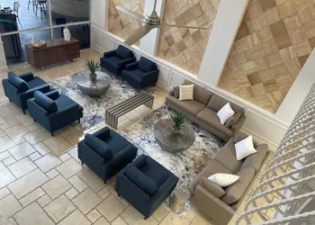 Bayfront Inn Fifth Avenue hotel thumbnail 2