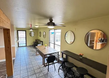 Valued Stay Madison hotel thumbnail 7