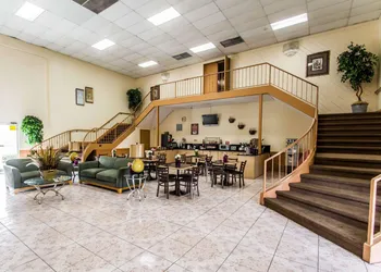 Econo Lodge Jacksonville South hotel thumbnail 4