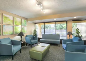 Days Inn by Wyndham Newark Wilmington hotel thumbnail 3
