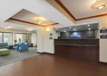 Days Inn by Wyndham Newark Wilmington hotel thumbnail 4