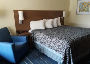 Days Inn by Wyndham Newark Wilmington hotel thumbnail 6