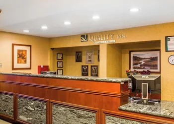 Quality Inn Near China Lake Naval Station hotel thumbnail 2