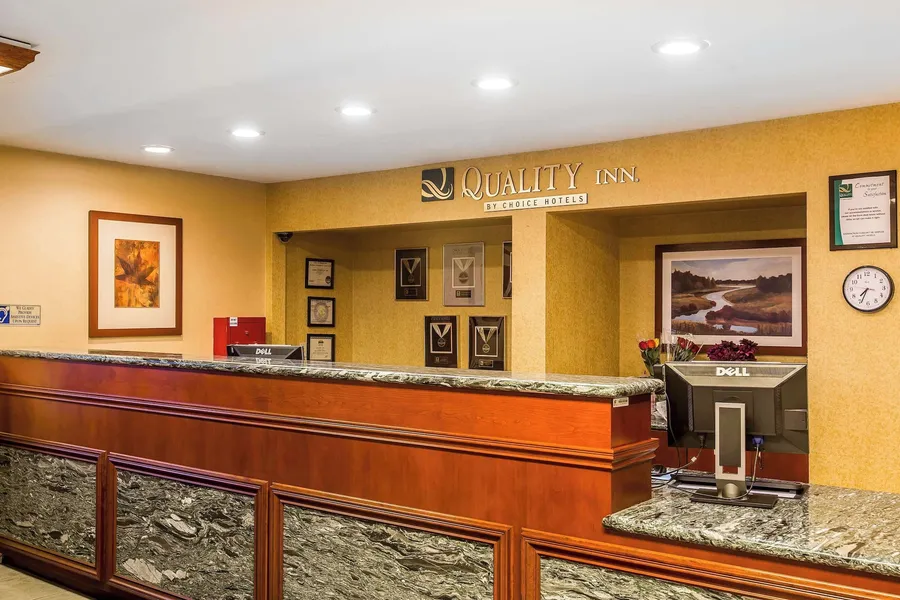 Quality Inn Near China Lake Naval Station hotel detail image 2