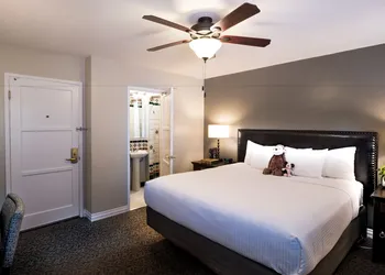 El Cordova Hotel on Coronado Island hotel thumbnail 6