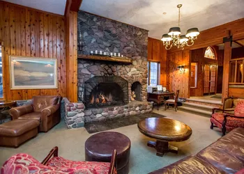 Kandahar Lodge at Whitefish Mountain Resort hotel thumbnail 2