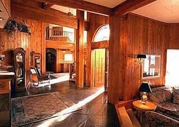 Kandahar Lodge at Whitefish Mountain Resort hotel thumbnail 4