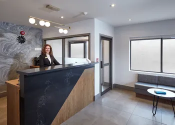 Stay Inn Express Toronto hotel thumbnail 6
