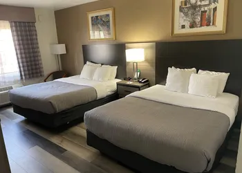 Quality Inn & Suites Goodyear - Phoenix West hotel thumbnail 8