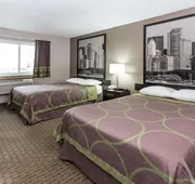 Super 8 by Wyndham Mundelein/Libertyville Area hotel detail image 7