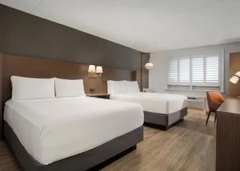 Holiday Inn Hotel & Suites St. Catharines Conference Center by IHG hotel thumbnail 5