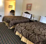Monterey Pines Inn hotel detail image 4