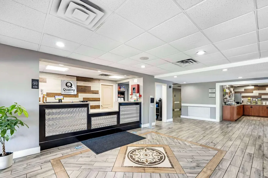 Quality Inn Clarksville - Exit 11 hotel detail image 2