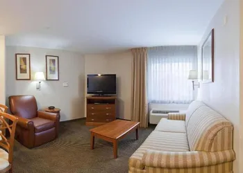 Candlewood Suites Houston Westchase/ Westheimer. by IHG hotel thumbnail 8