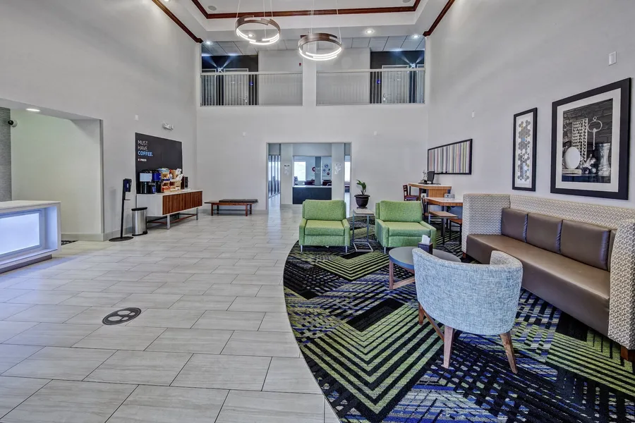Holiday Inn Express Hotel & Suites Clarksville by IHG hotel detail image 2