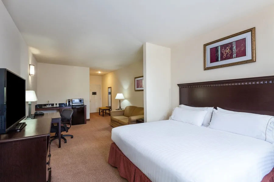 Holiday Inn Express Hotel & Suites Clarksville by IHG hotel detail image 6