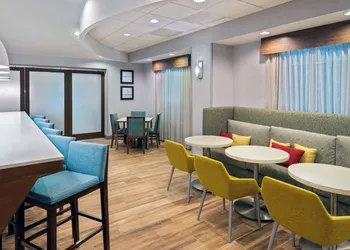 Hampton Inn Petersburg-Southpark Mall hotel thumbnail 3