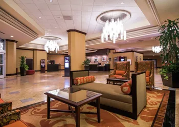 DoubleTree by Hilton Hotel Modesto hotel thumbnail 3