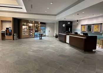 DoubleTree by Hilton Hotel Modesto hotel thumbnail 4